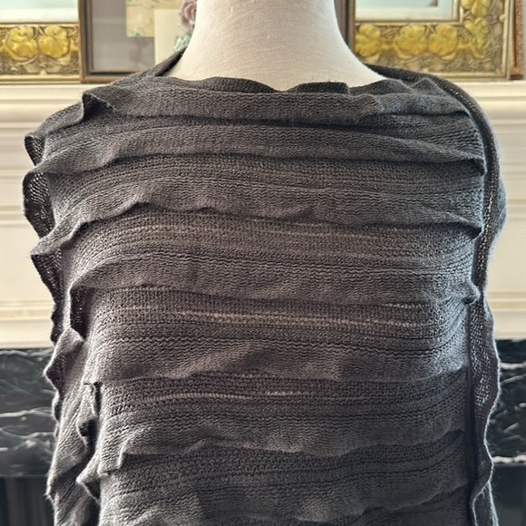 NWT “Max Edition” asymmetrical unique poncho sweater - Picture 2 of 5